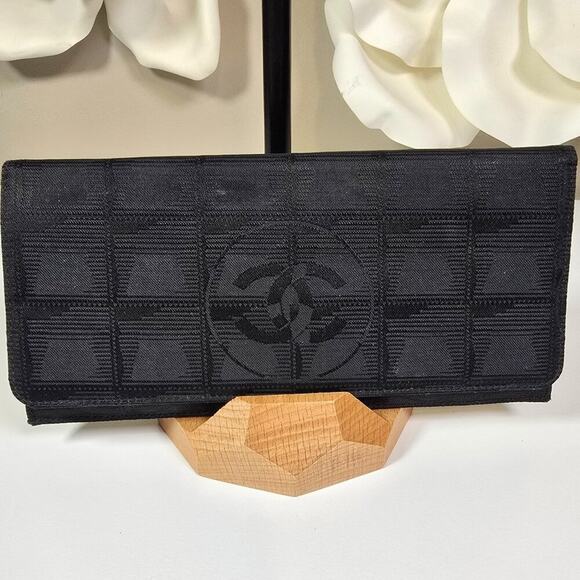 CHANEL Vintage Black Travel Line Nylon Long Wallet - Picture 1 of 13